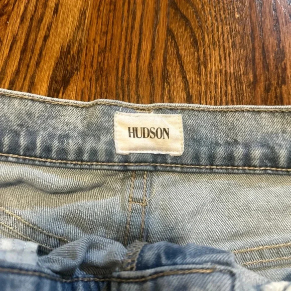 Hudson Kass High Rise Biker Shorts, Size 28. - Picture 4 of 7